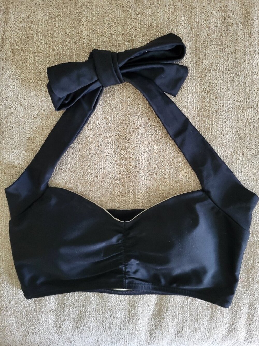 Red Dolly Swimwear Retro Bikini Top โ Size Small